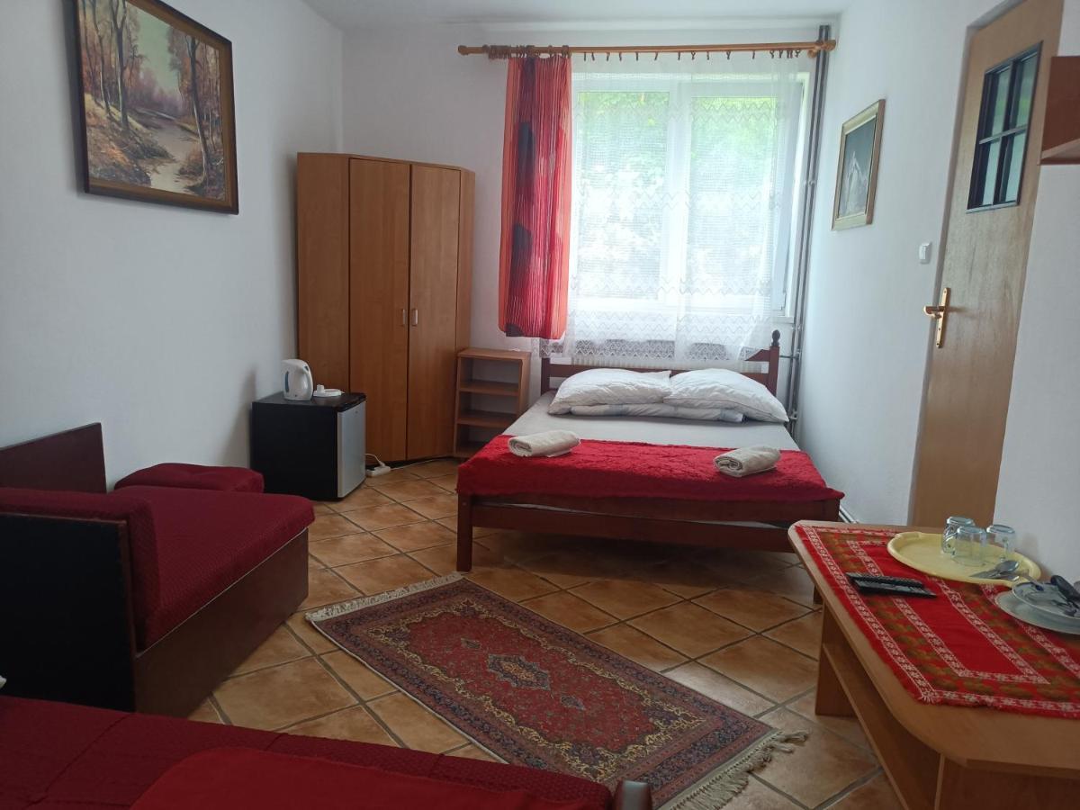 Jasionka Apartment Ustrzyki Dolne Luaran gambar
